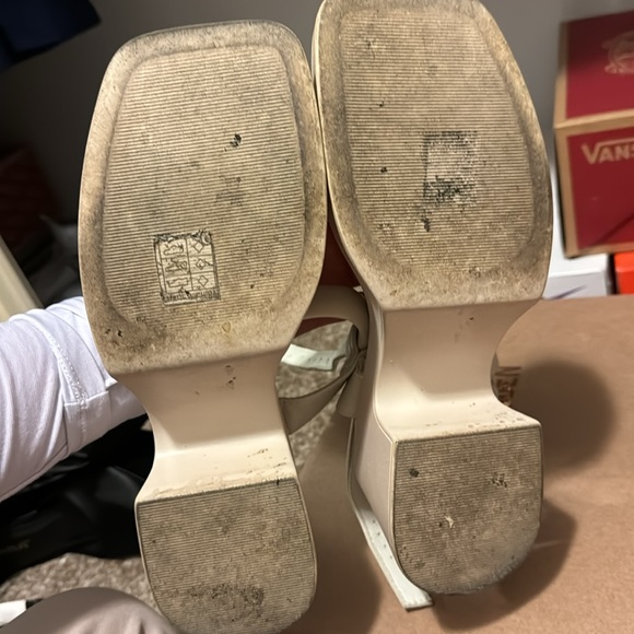 platform white cream heels - Picture 3 of 3